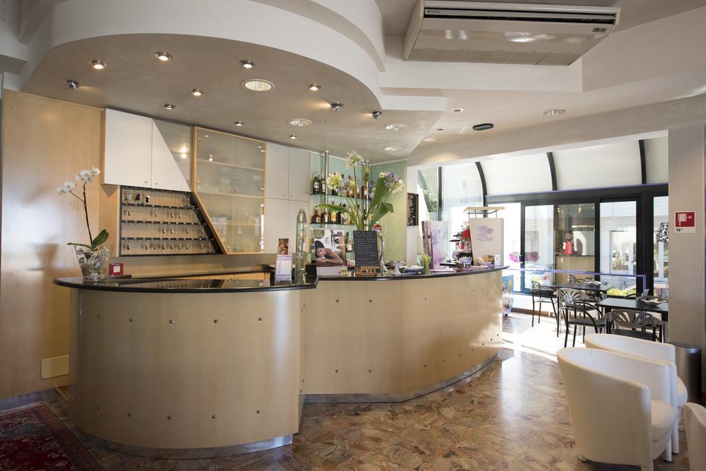 Hotel Iride & Spa Cesenatico Eksteriør bilde